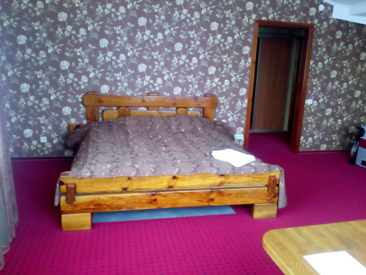 Отель Chagari Hotel Lypnyky