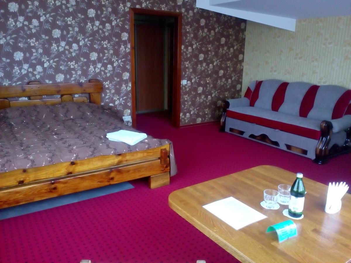 Отель Chagari Hotel Lypnyky